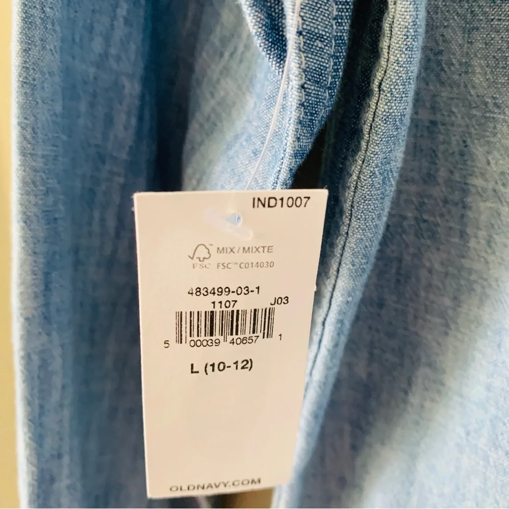 OLD NAVY Boy’s Chambray Blue‎ Button Down Shirt | Size Large 10-12 | NEW